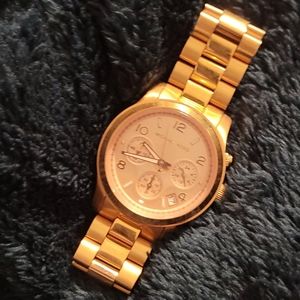 MK WATCH